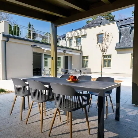 Park Apartman Balatonszárszó
