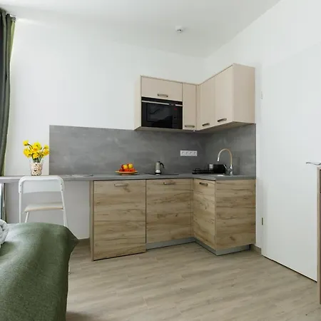 Park Apartman Balatonszárszó