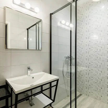 Park Apartman Balatonszárszó